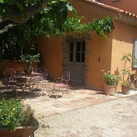 Les Anes De Petit Jean Hotel Pierrefeu-du-Var Exterior foto
